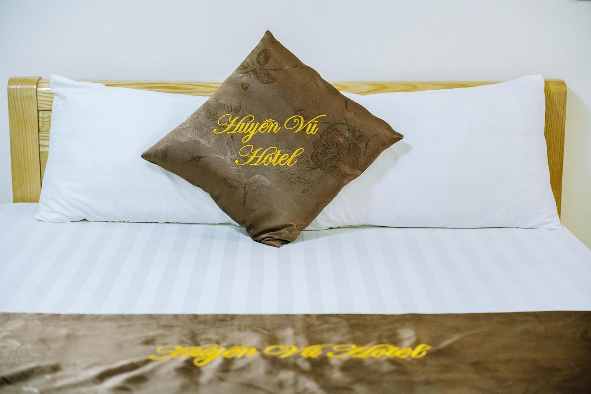 Victor Charlie Hostel Dong Khe Sau 外观 照片
