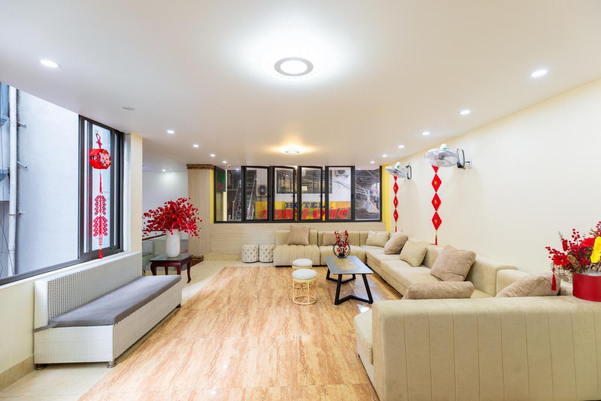 Victor Charlie Hostel Dong Khe Sau 外观 照片